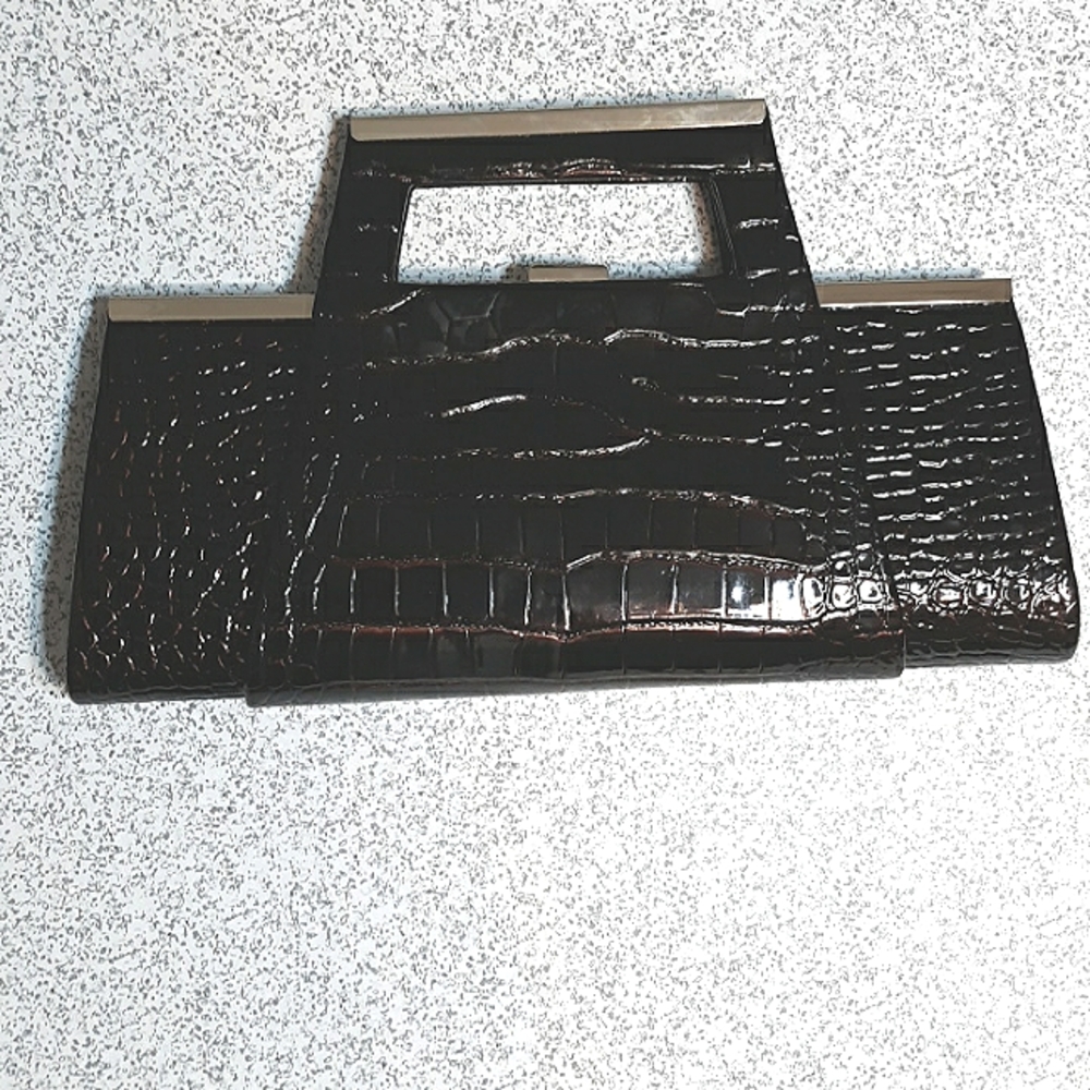 NWOT Small, brown, faux alligator print purse